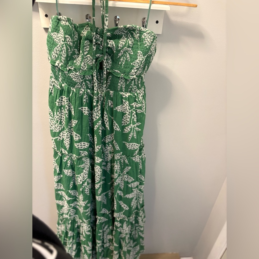 American Eagle Outfitters Green Leaf Maxi Dress